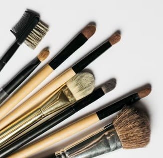 Mezcla de brocha y pinceles